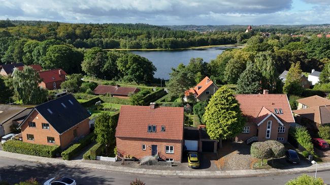 Helmsvej 12, Sydbyen, 8600 Silkeborg